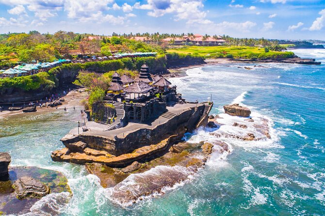 Ultimate North Bali Tour – Tanah Lot, Ulun Danu & Rice Terraces - Wanagiri Hidden Hills: lake views and a dedicated photo hour