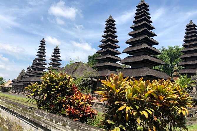 Ulun Danu Bratan Temple with Tanah Lot Sunset - Timing, crowds, and how to protect your sunset