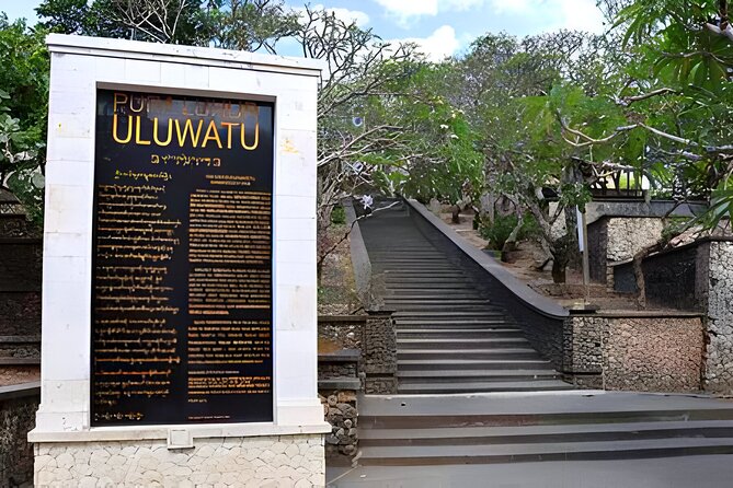 Uluwatu Sunset,Kecak Dance and Diner Seafood In Jimbaran - Who This Tour Fits Best