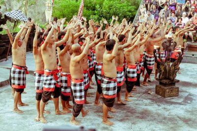 Uluwatu Temple And Fire Dance Tour - Uluwatu Temple on the 100-Meter Cliffs: Monkeys, Myth, and Sunset Timing