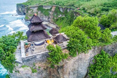 Uluwatu Temple Sunset and Kecak Fire Dance - Uluwatu Temple Cliffs: Monkeys, Sea Gods, and Best Timing