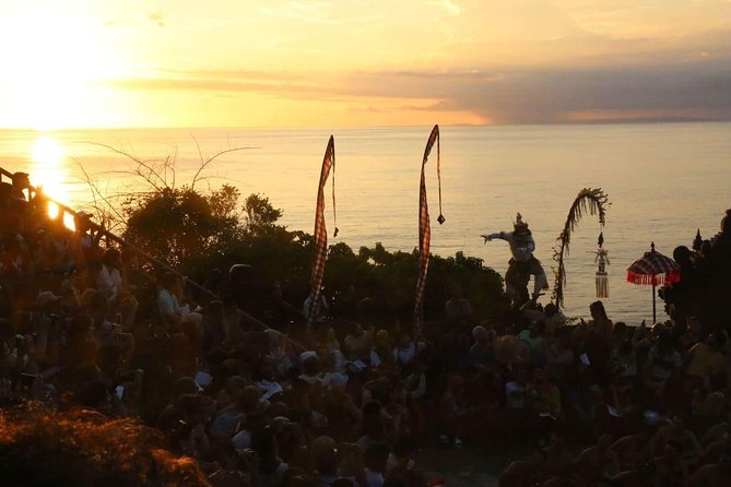 Uluwatu Temple Sunset and Kecak Fire Dance - Jimbaran Beach Seafood Dinner: Candlelight, Set Menu, and Traffic Reality