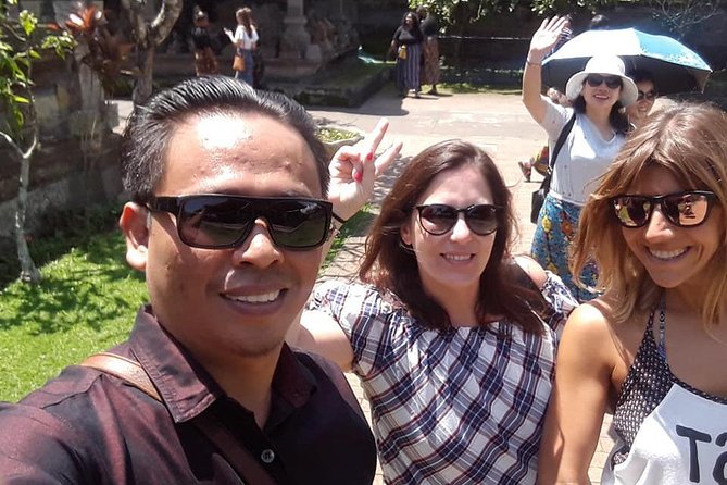 Your Bali Private Driver with Car – Full Day Flexible Tour - Driver as guide and photographer: why it can matter more than you think